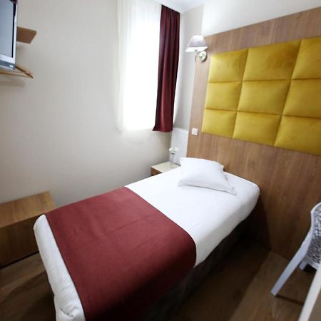 Sun Hotel Saint-Gilles Bagian luar foto