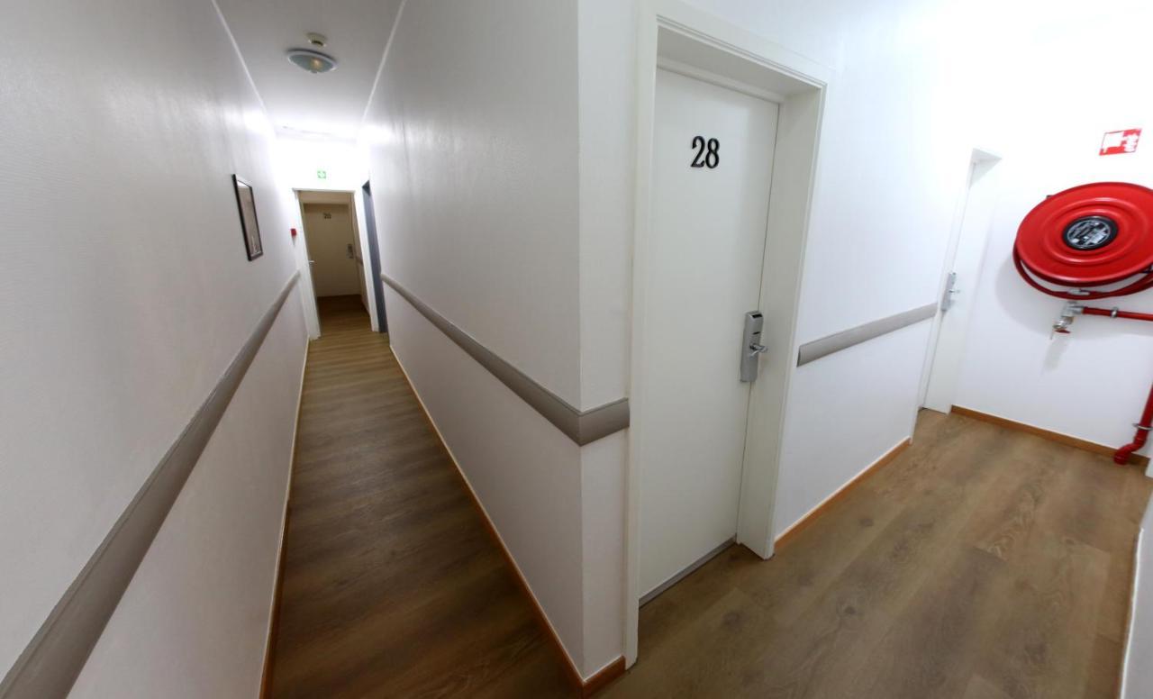 Sun Hotel Saint-Gilles Bagian luar foto