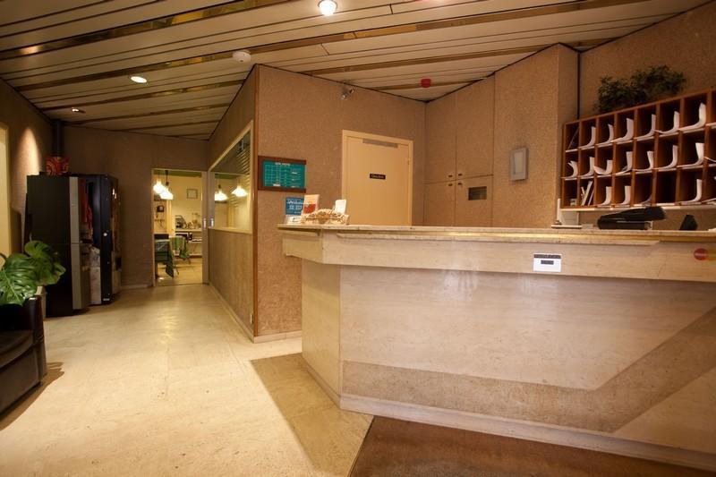 Sun Hotel Saint-Gilles Bagian luar foto