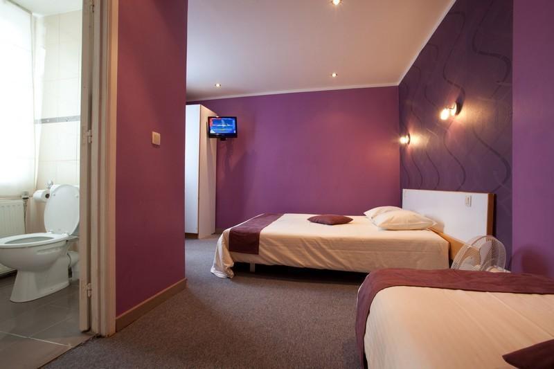 Sun Hotel Saint-Gilles Bagian luar foto